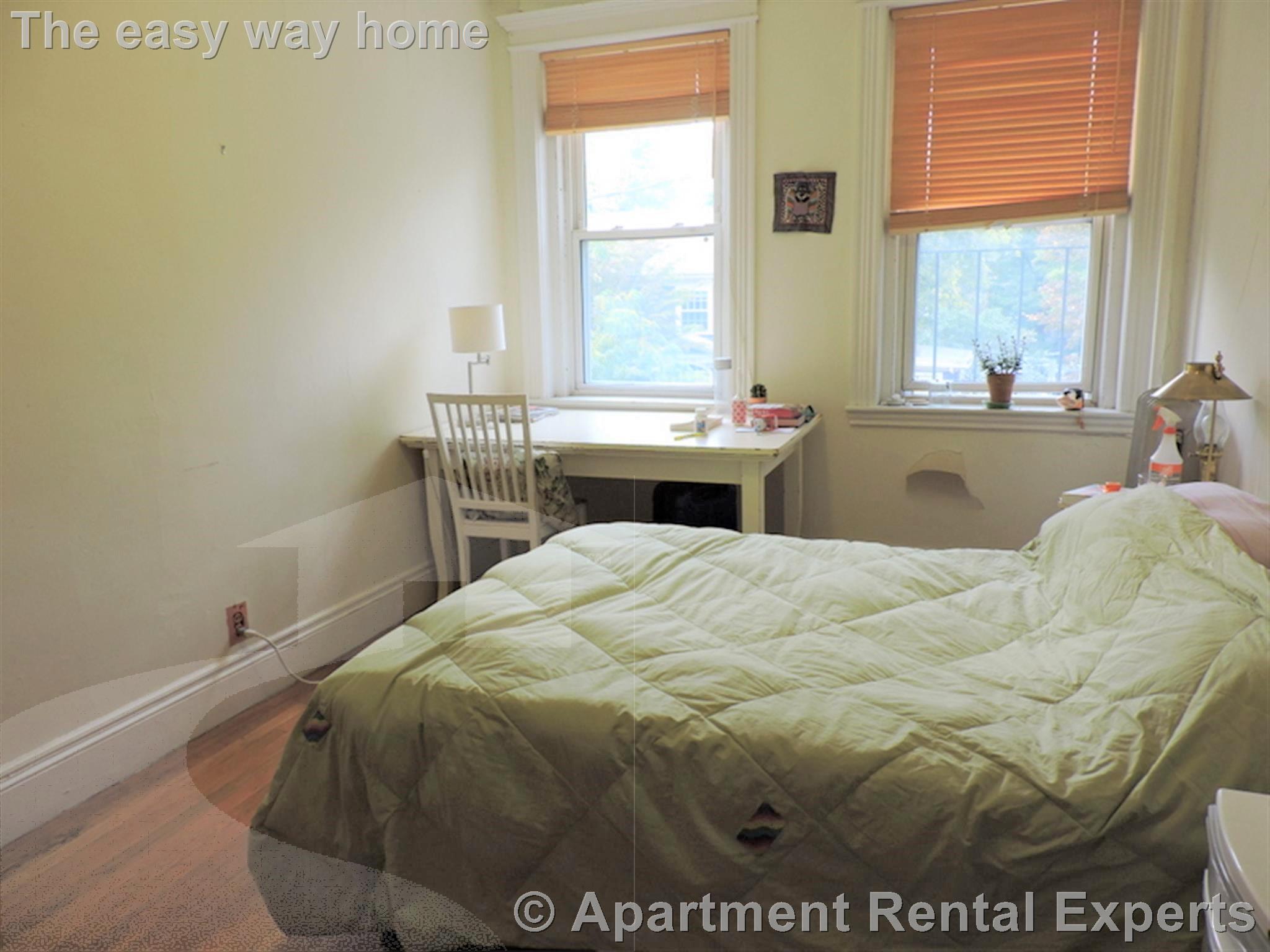 2 bed, 1 bath apartment for rent at 72 Kirkland St Unit 22, Harvard Square — photo 5 of 13