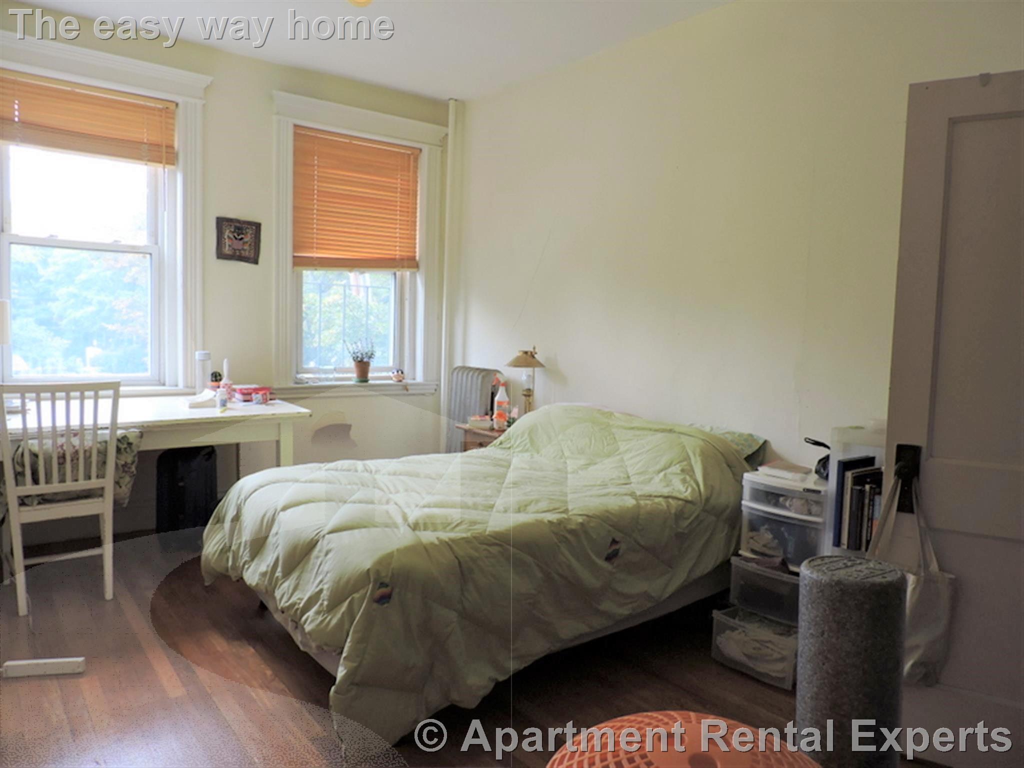 2 bed, 1 bath apartment for rent at 72 Kirkland St Unit 22, Harvard Square — photo 4 of 13