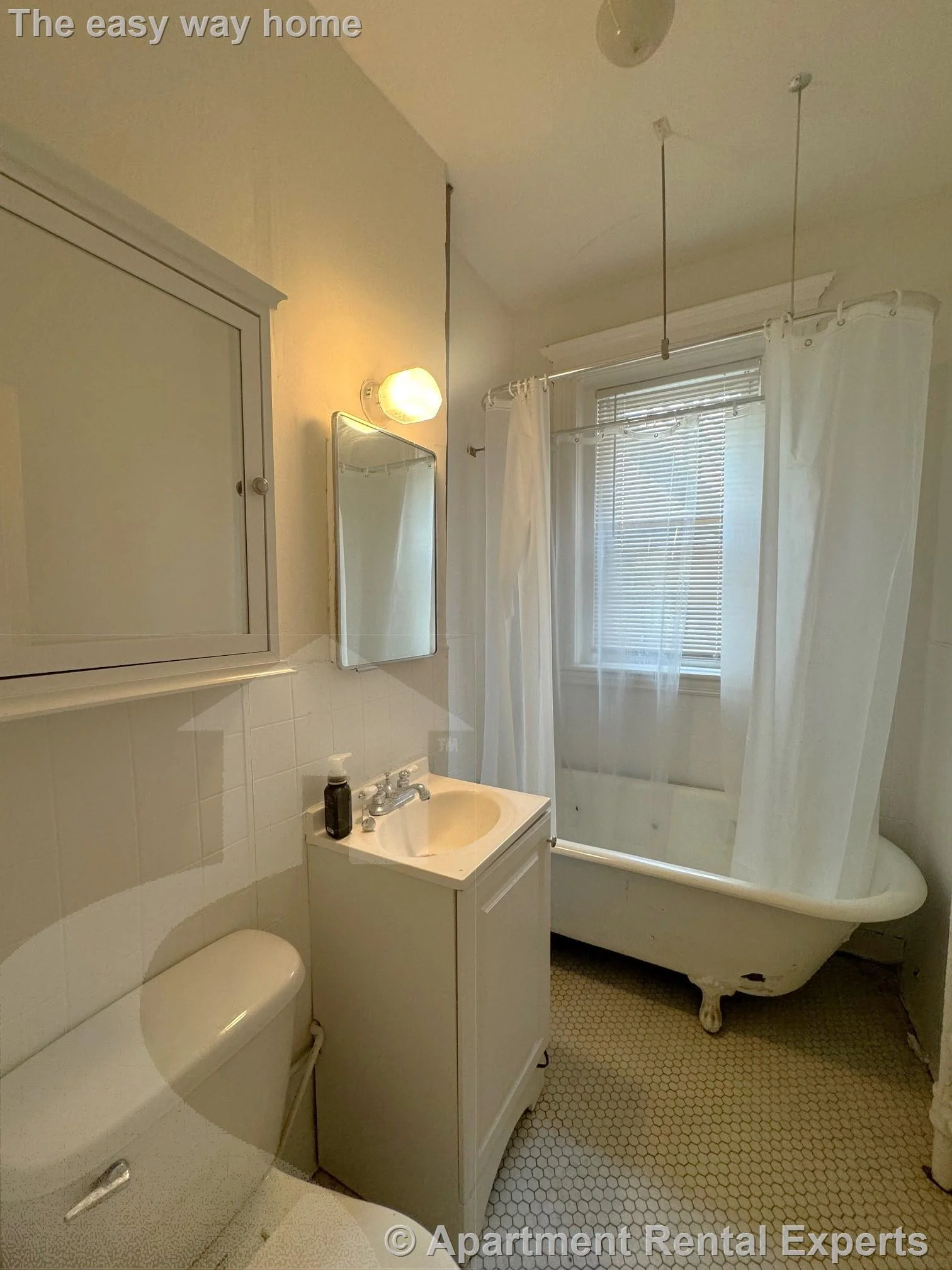 1 bed, 1 bath apartment for rent at 72 Kirkland St Unit 24, Harvard Square — photo 4 of 6