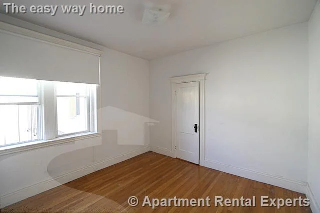1 bed, 1 bath apartment for rent at 72 Kirkland St Unit 34, Harvard Square — photo 6 of 14