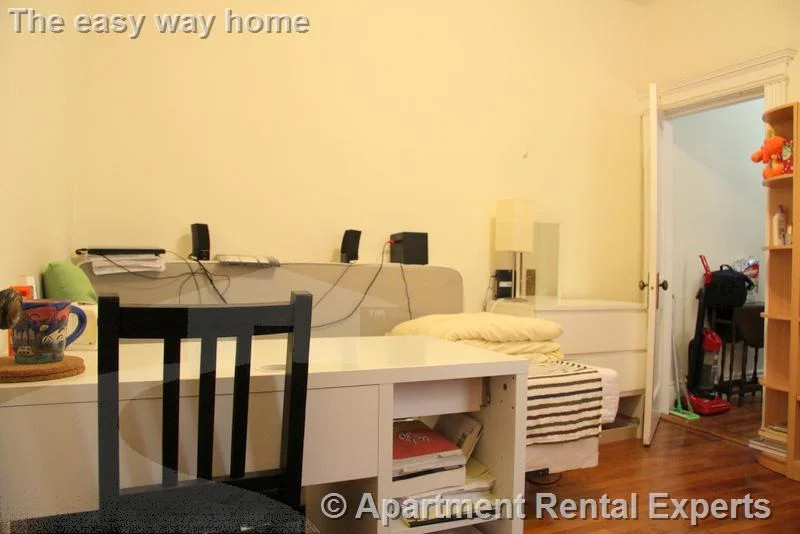 1 bed, 1 bath apartment for rent at 72 Kirkland St Unit 4, Harvard Square — photo 6 of 6