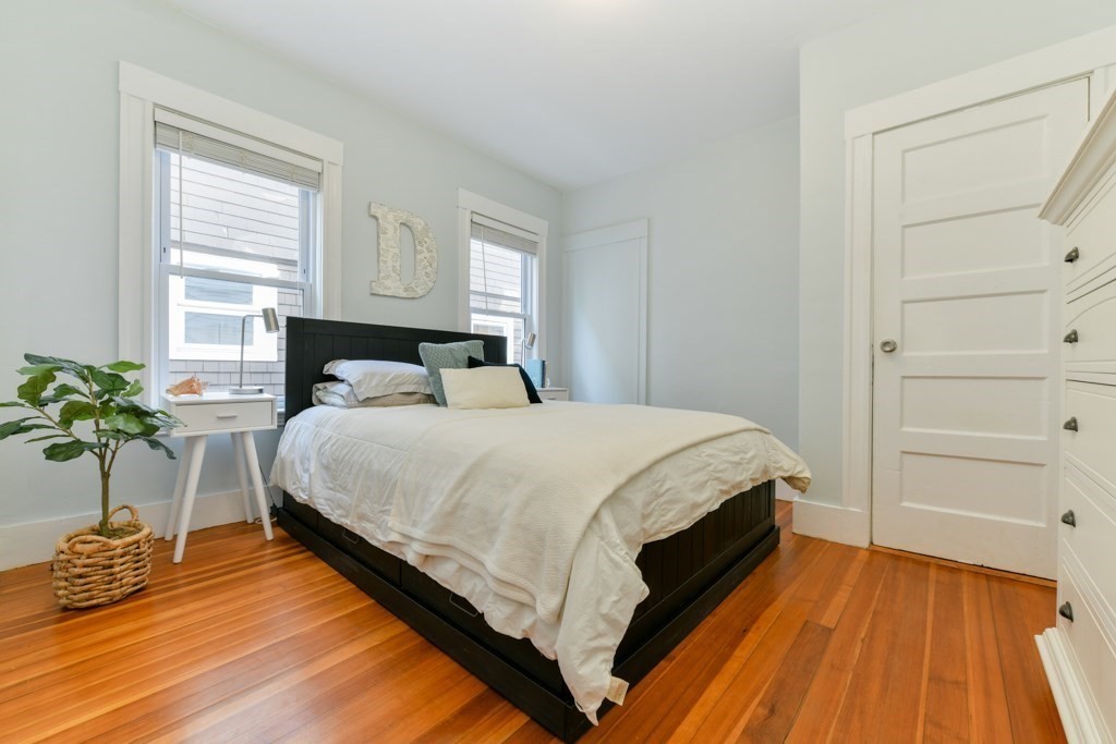 2 bed, 1 bath apartment for rent at 72 Lexington Ave Unit 1, Davis Square — photo 10 of 17