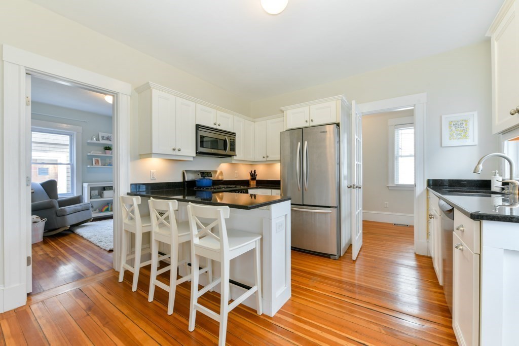 2 bed, 1 bath apartment for rent at 72 Lexington Ave Unit 1, Davis Square — photo 7 of 17