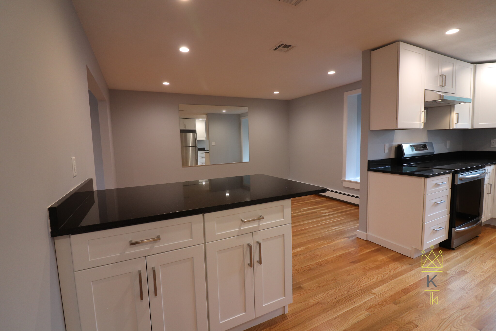 3 bed, 2 bath apartment for rent at 72 Louise Rd Unit 2, Chestnut Hill — photo 5 of 23
