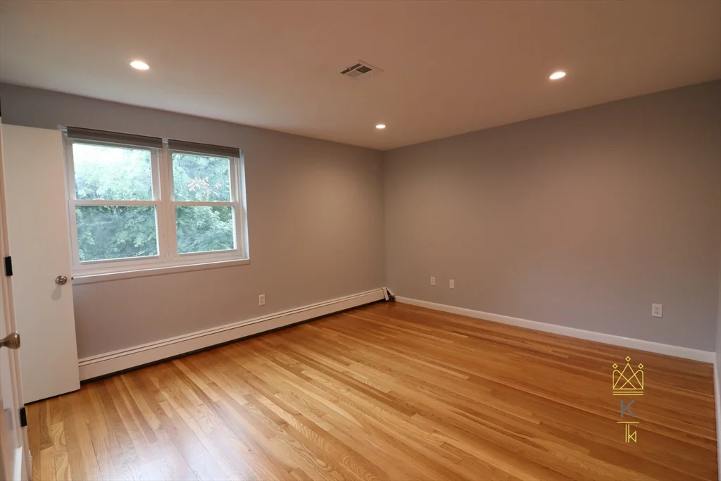 3 bed, 2 bath apartment for rent at 72 Louise Rd Unit 72, Chestnut Hill — photo 14 of 19