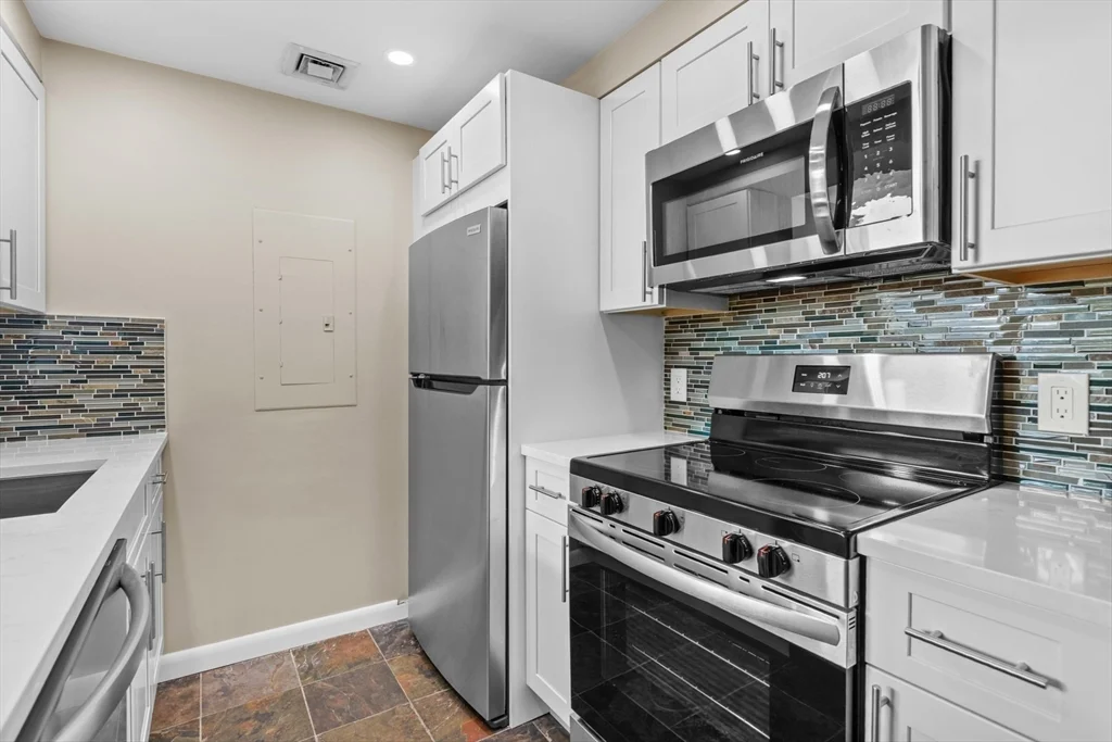 1 bed, 1 bath apartment for rent at 72 Lubec Unit 10, East Boston — photo 2 of 29