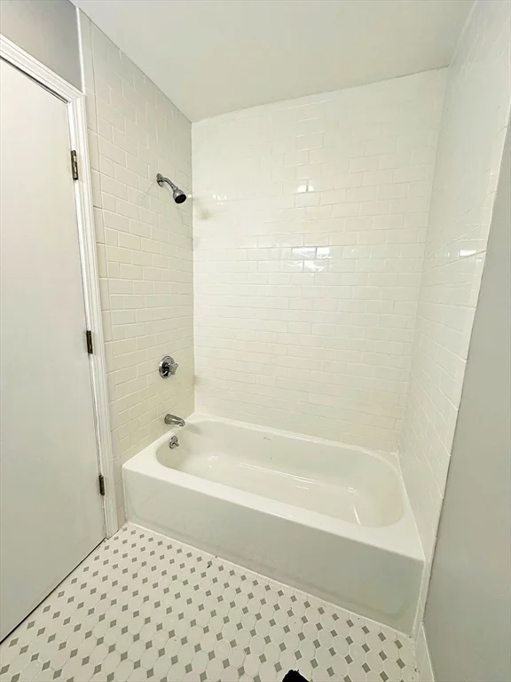 1 bed, 1 bath apartment for rent at 72 Marginal St Unit 601, East Boston — photo 11 of 21