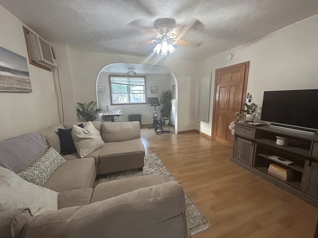 1 bed, 1 bath apartment for rent at 72 Moreland St Unit 1, Somerville — photo 16 of 18