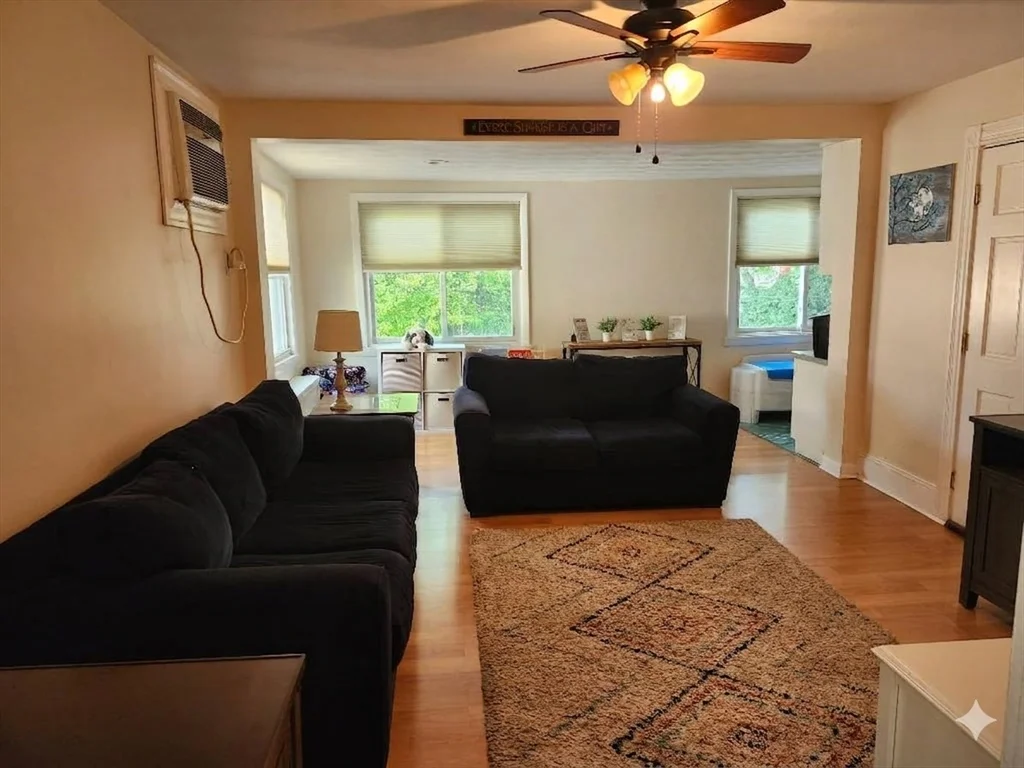 2 bed, 1 bath apartment for rent at 72 Moreland St Unit 2, Winter Hill — photo 5 of 13