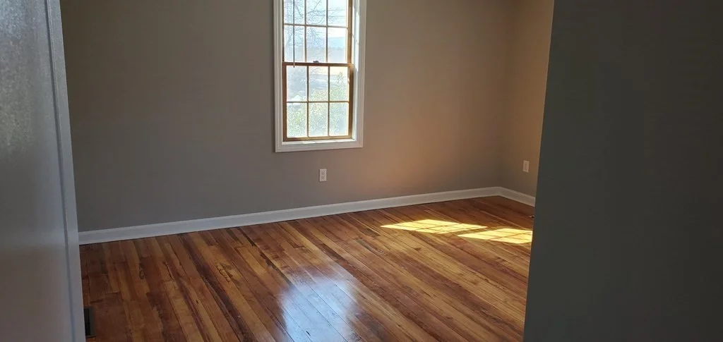 3 bed, 1 bath apartment for rent at 72 Mort Vining Unit 1, Southwick — photo 5 of 9