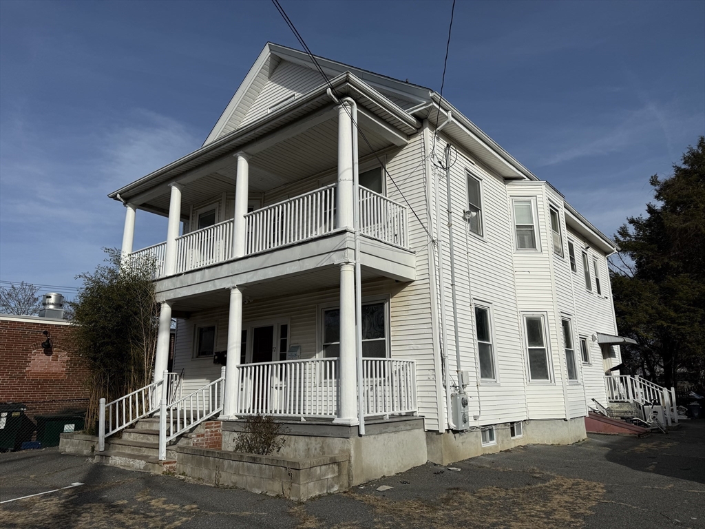 3 bed, 1 bath apartment for rent at 72 Newbury Ave Unit 1, North Quincy — photo 14 of 15