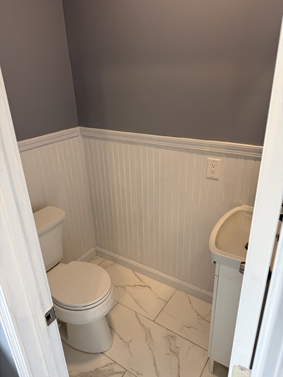 3 bed, 1 bath apartment for rent at 72 Newbury Ave Unit 1, North Quincy — photo 5 of 15