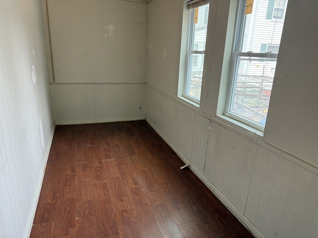 3 bed, 1 bath apartment for rent at 72 Newbury Ave Unit 1, North Quincy — photo 12 of 15