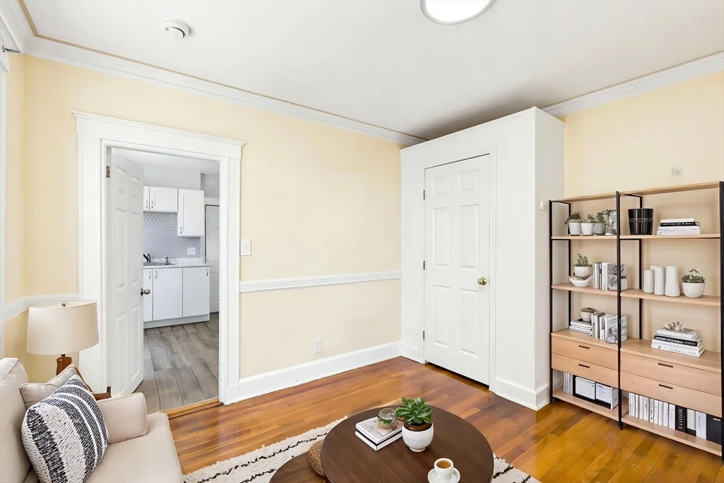 3 bed, 1 bath apartment for rent at 72 Olney St Unit 1, Dorchester — photo 15 of 28