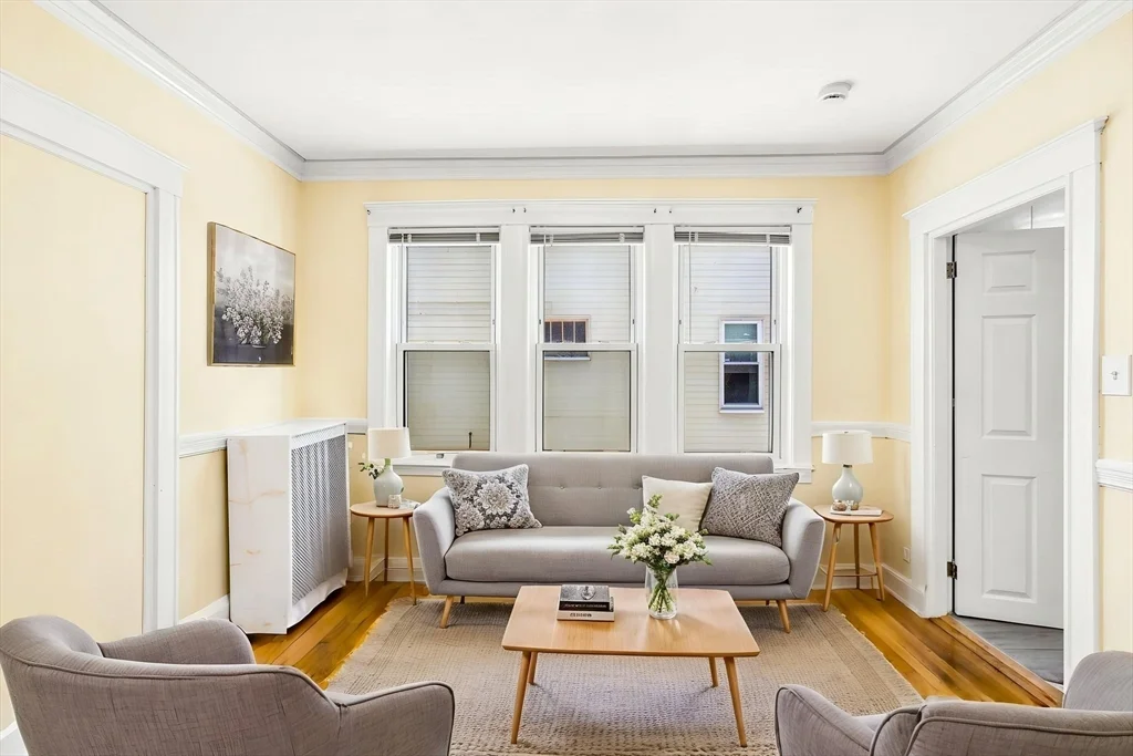 3 bed, 1 bath apartment for rent at 72 Olney St Unit 1, Dorchester — photo 13 of 28