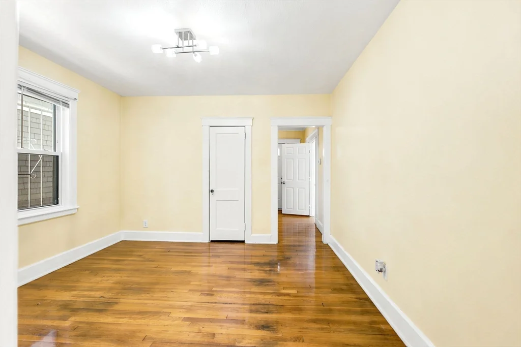 3 bed, 1 bath apartment for rent at 72 Olney St Unit 1, Dorchester — photo 23 of 28