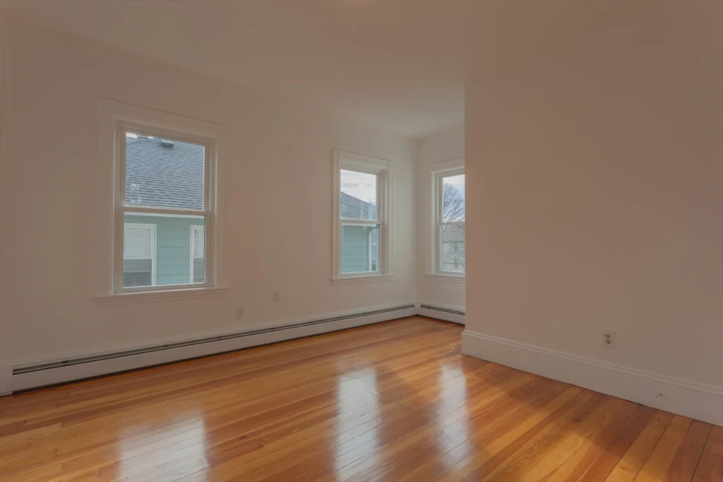 4 bed, 2 bath apartment for rent at 72 Phipps Unit 2, Quincy — photo 9 of 21