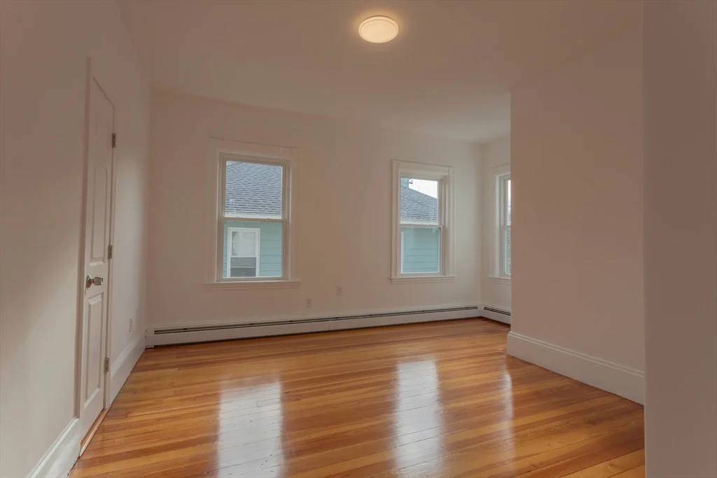 4 bed, 2 bath apartment for rent at 72 Phipps Unit 2, Quincy — photo 10 of 21