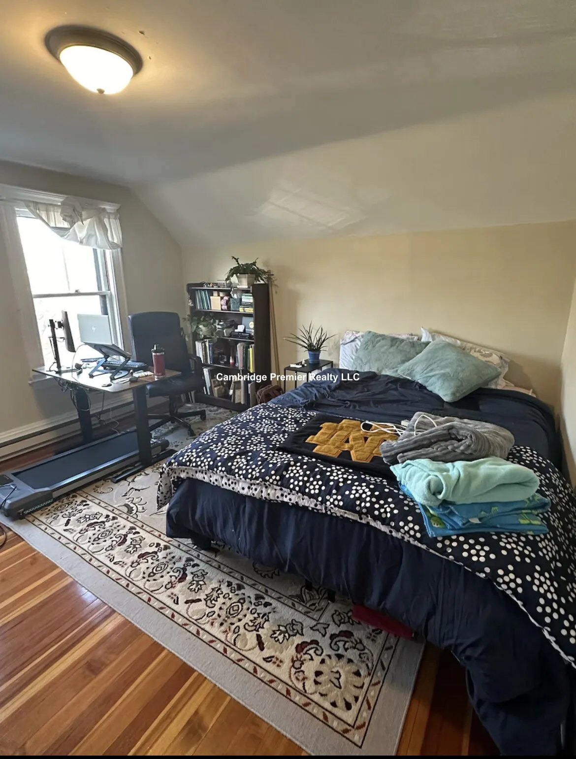2 bed, 1 bath apartment for rent at 72 Powder House Blvd Unit 3, Tufts — photo 7 of 8