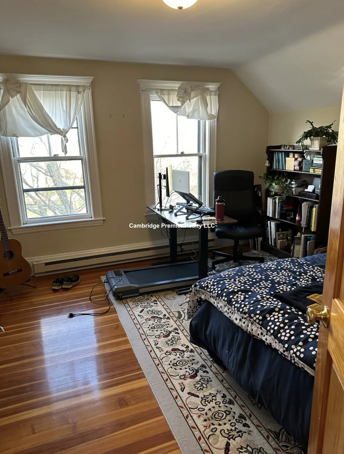 2 bed, 1 bath apartment for rent at 72 Powderhouse Blvd Unit 3, Tufts — photo 6 of 8