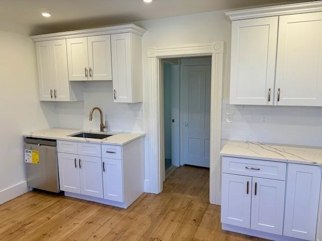 2 bed, 1 bath apartment for rent at 72 Prospect Unit 3, Clinton — photo 2 of 15
