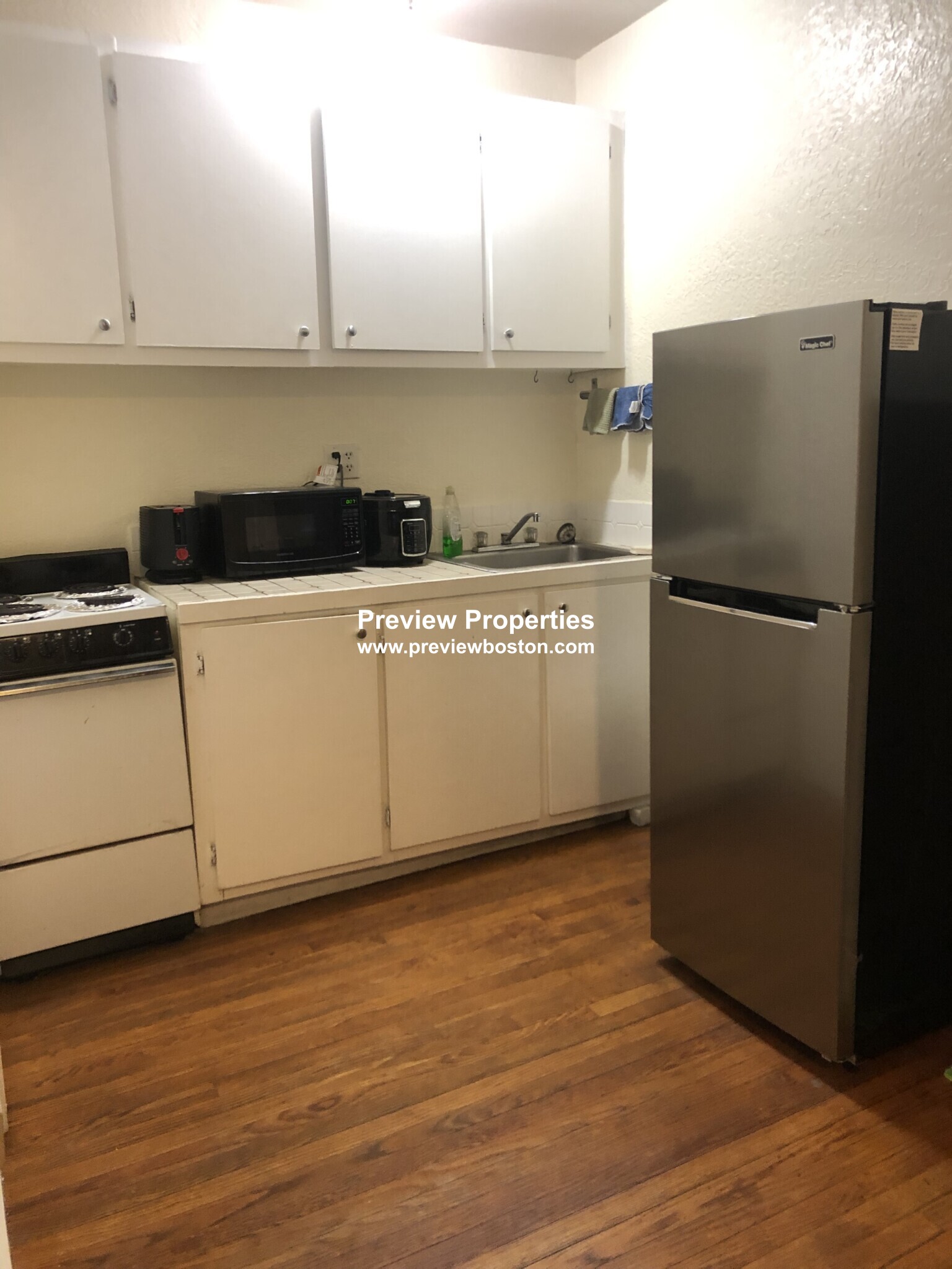 Studio bed, 1 bath apartment for rent at 72 Revere St Unit 1FP, Beacon Hill — photo 2 of 8