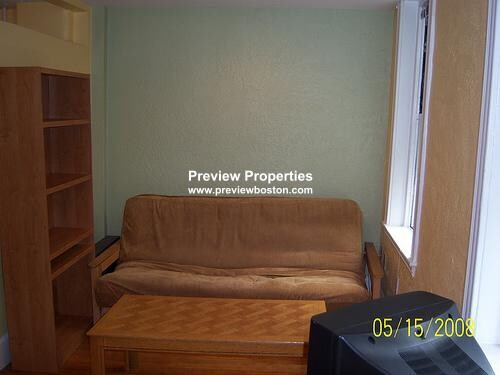 Studio bed, 1 bath apartment for rent at 72 Revere St Unit 1FP, Beacon Hill — photo 5 of 8