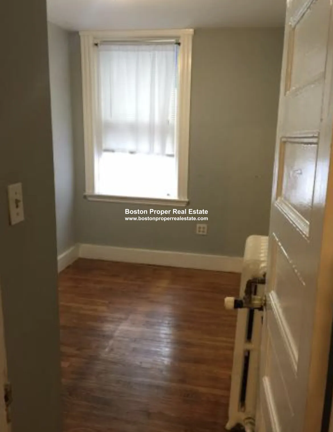 3 bed, 1 bath apartment for rent at 72 Revere St Unit 1R, Beacon Hill — photo 7 of 9