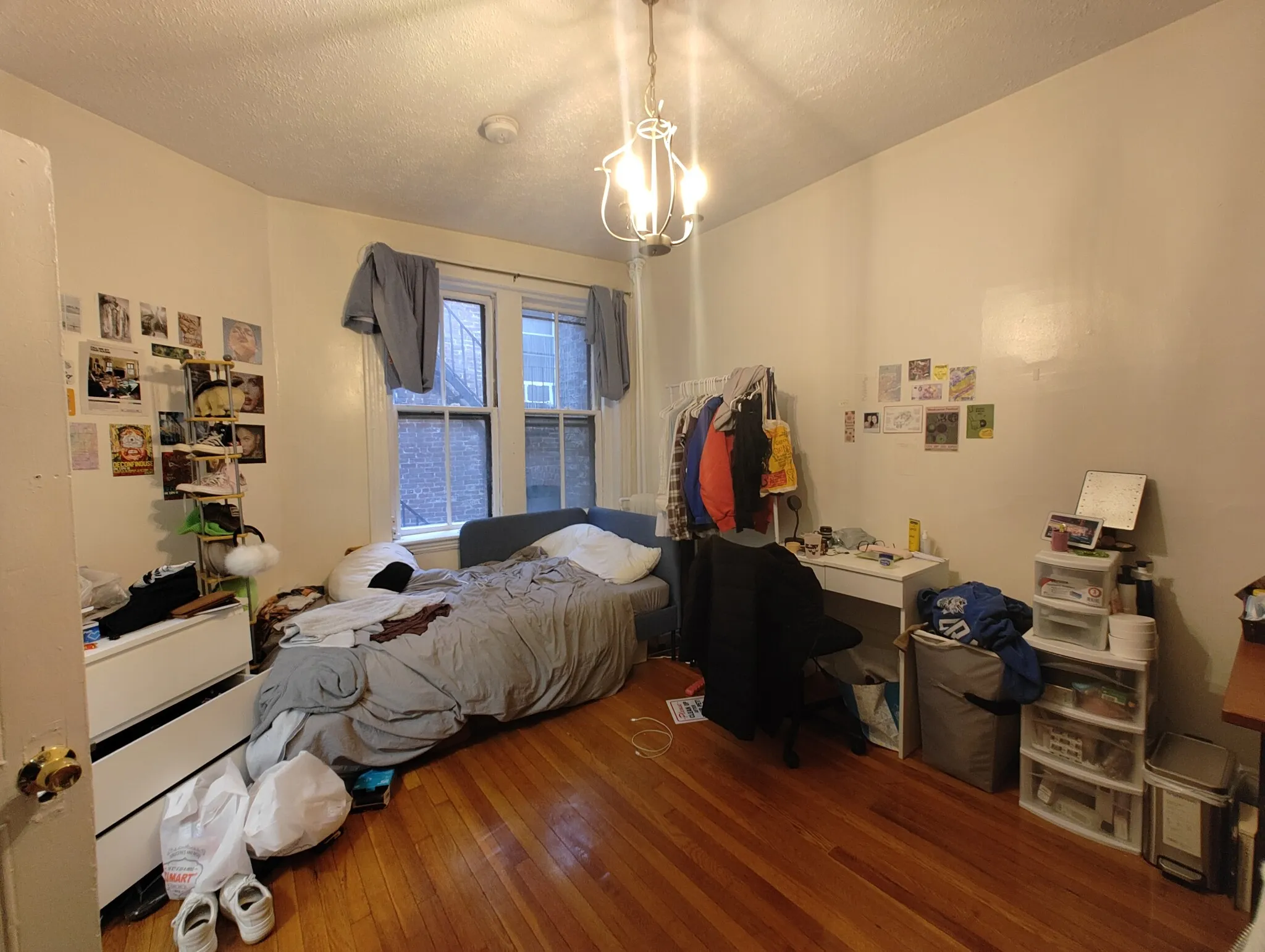 3 bed, 1 bath apartment for rent at 72 Revere St Unit 2R, Beacon Hill — photo 4 of 7