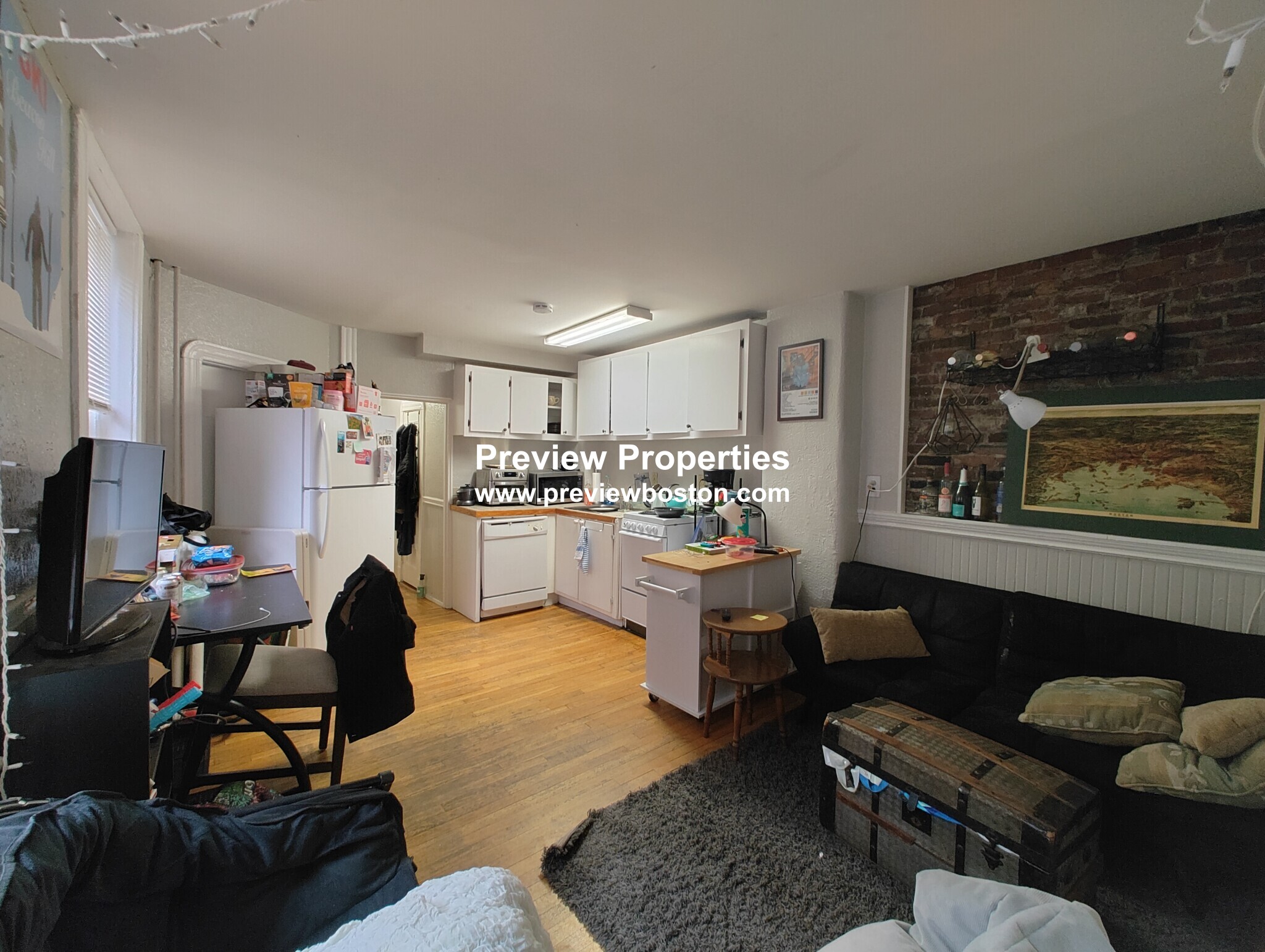 3 bed, 1 bath apartment for rent at 72 Revere St Unit 3RP, Beacon Hill — photo 2 of 9