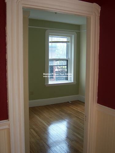 3 bed, 1 bath apartment for rent at 72 Revere St Unit 4R, Beacon Hill — photo 12 of 13