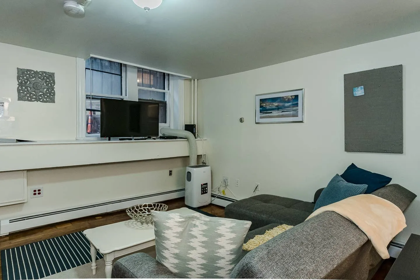 1 bed, 1 bath apartment for rent at 72 Revere St Unit A, Beacon Hill — photo 4 of 10