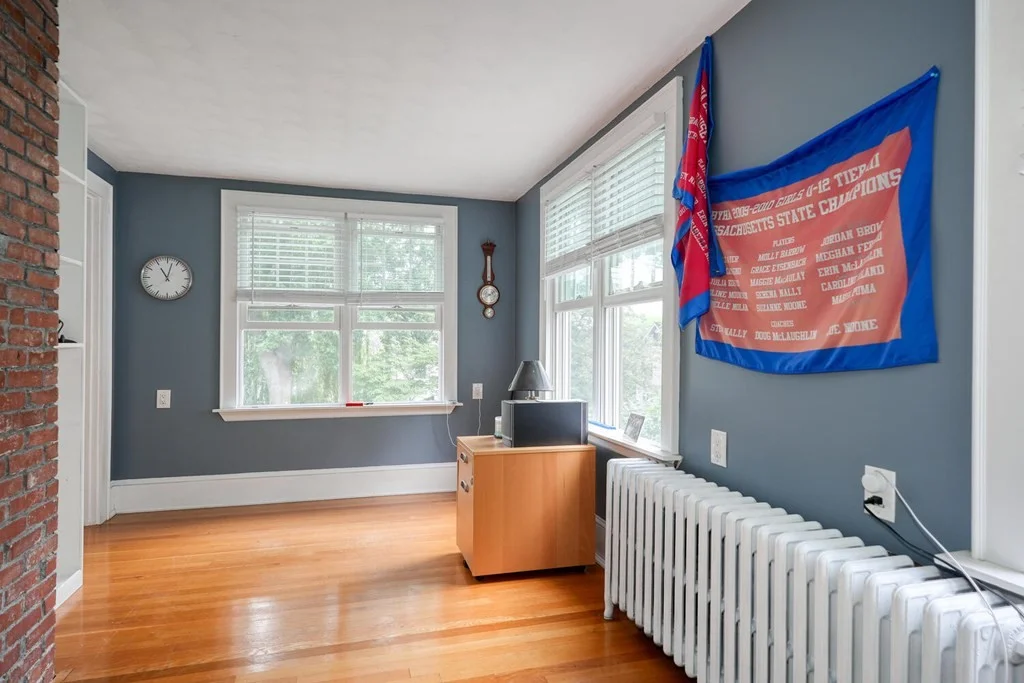4 bed, 1 bath apartment for rent at 72 Richardson Rd, Belmont — photo 18 of 33