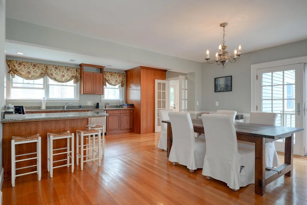 4 bed, 1 bath apartment for rent at 72 Richardson Rd, Belmont — photo 15 of 33