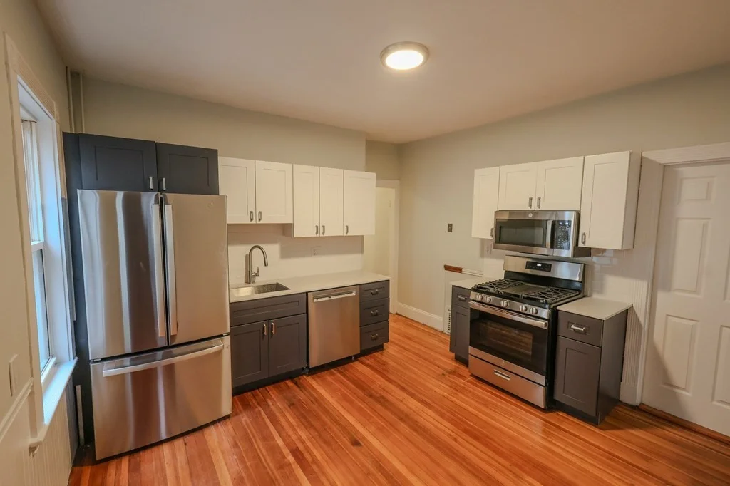 3 bed, 1 bath apartment for rent at 72 Ridgewood St Unit 2, Dorchester