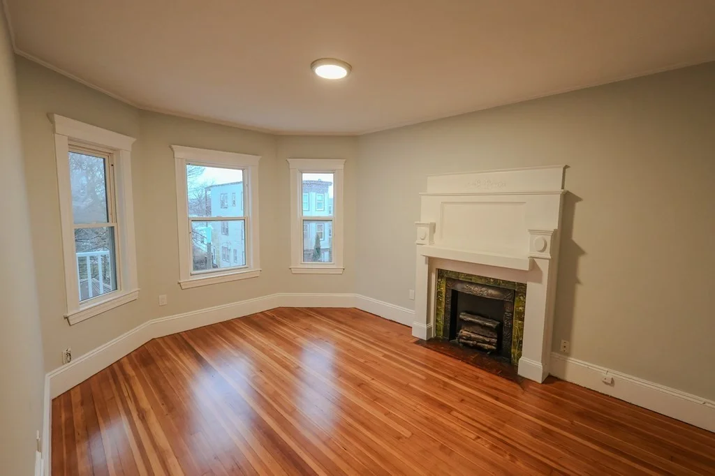 3 bed, 1 bath apartment for rent at 72 Ridgewood St Unit 2, Dorchester — photo 3 of 8