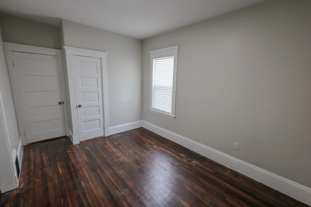 3 bed, 1 bath apartment for rent at 72 Ridgewood St Unit 3, Dorchester — photo 20 of 21