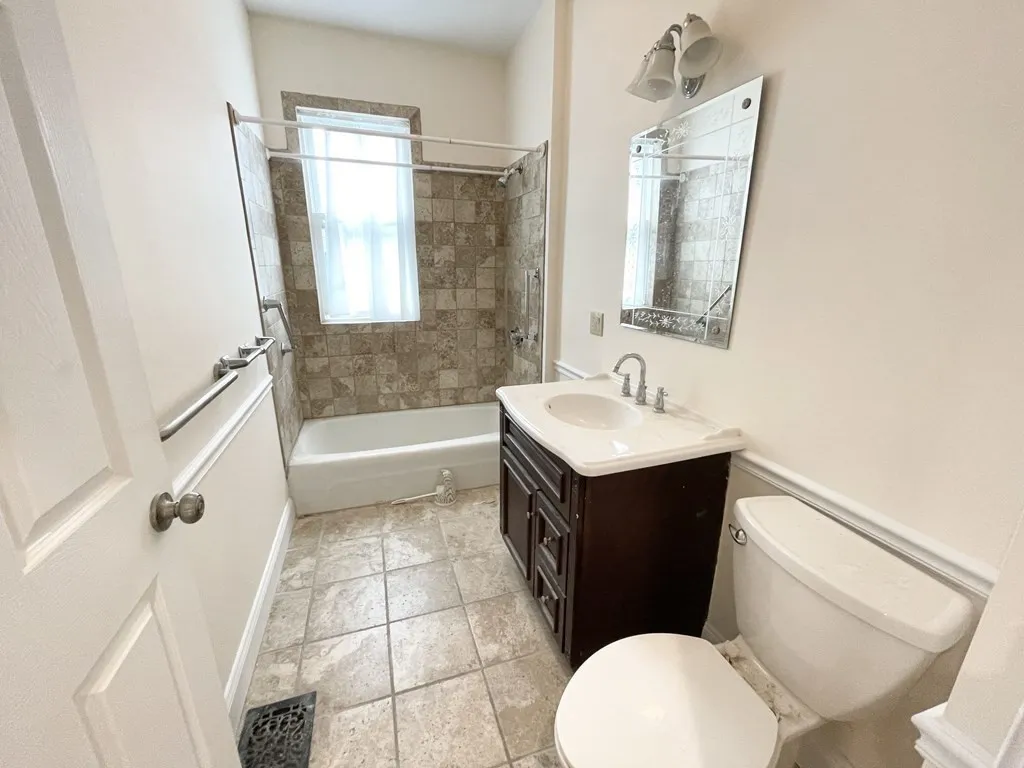 6 bed, 2 bath apartment for rent at 72 Roseclair Unit 2, Dorchester — photo 14 of 14