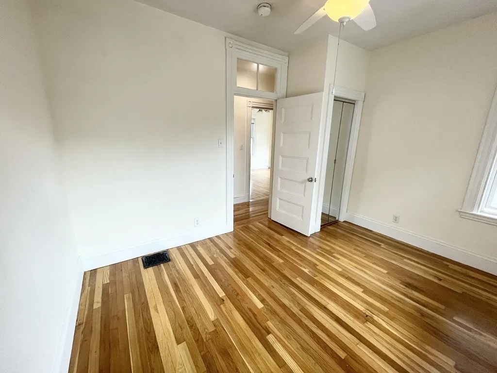 6 bed, 2 bath apartment for rent at 72 Roseclair Unit 2, Dorchester — photo 10 of 14
