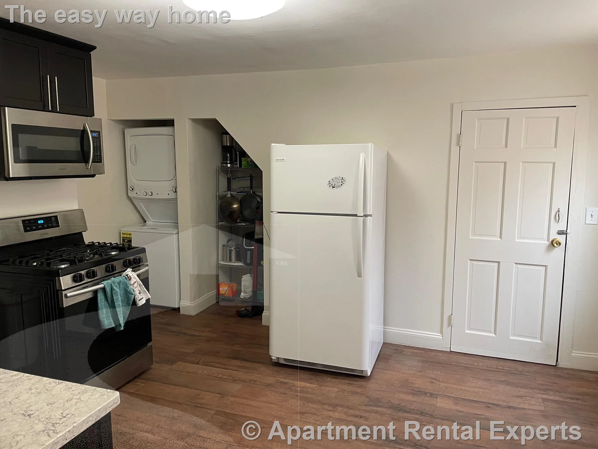 1 bed, 1 bath apartment for rent at 72 School St Unit 1, Central Square — photo 12 of 15