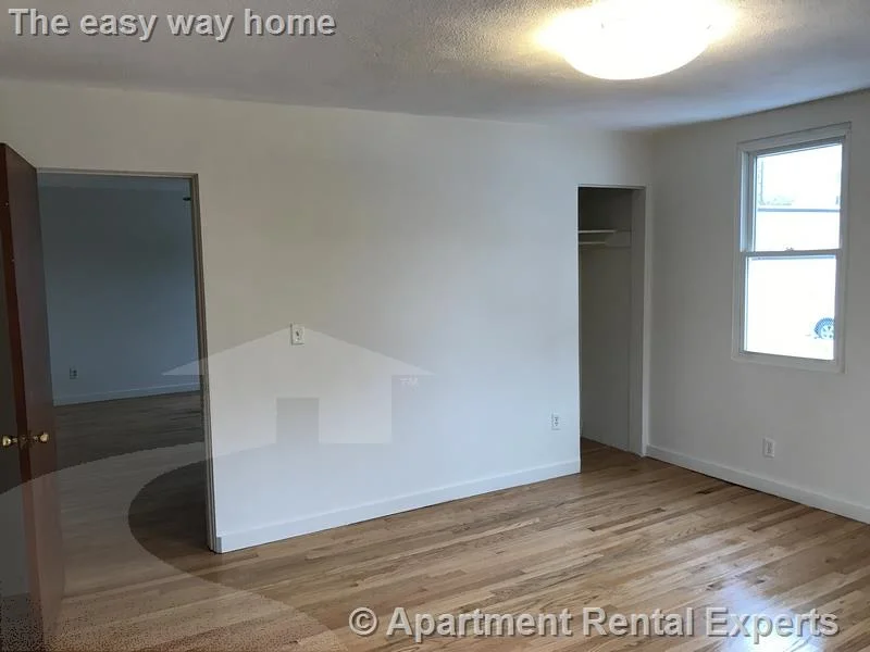 1 bed, 1 bath apartment for rent at 72 School St Unit 1, Central Square — photo 5 of 15