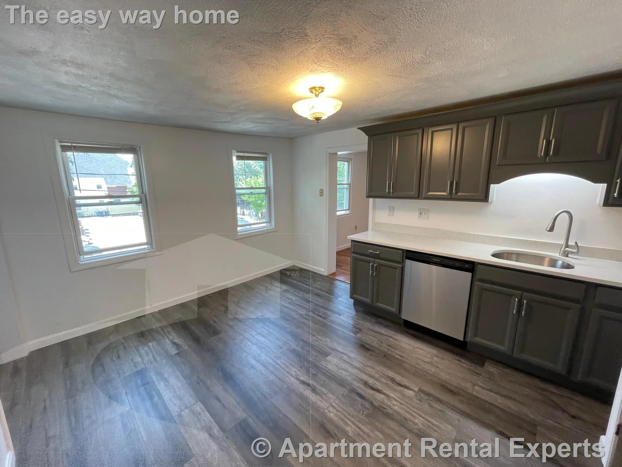 3 bed, 1 bath apartment for rent at 72 School St Unit 2, Central Square — photo 5 of 35