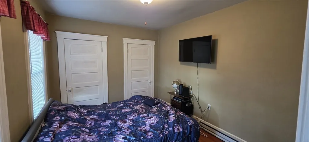 3 bed, 1 bath apartment for rent at 72 Seymour St Unit 2, Worcester — photo 12 of 18
