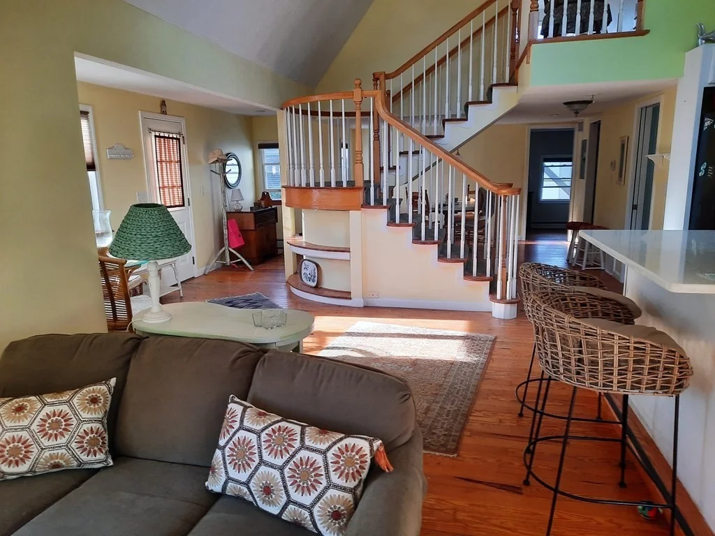 2 bed, 2 bath apartment for rent at 72 Sheridan Dr Unit 72, Marshfield — photo 3 of 5