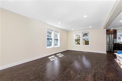 5 bed, 5.5 bath apartment for rent at 72 Stanley Ave Unit 1, South Medford — photo 18 of 24