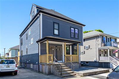 5 bed, 5.5 bath apartment for rent at 72 Stanley Ave Unit 1, South Medford