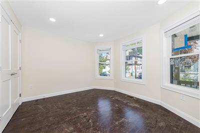 5 bed, 5.5 bath apartment for rent at 72 Stanley Ave Unit 1, South Medford — photo 13 of 24