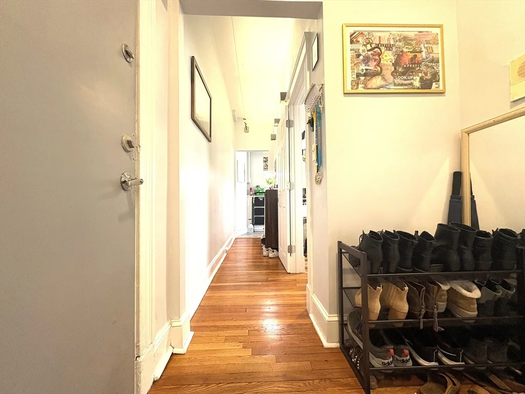 2 bed, 1 bath apartment for rent at 72 Strathmore Rd Unit 2B, Brighton