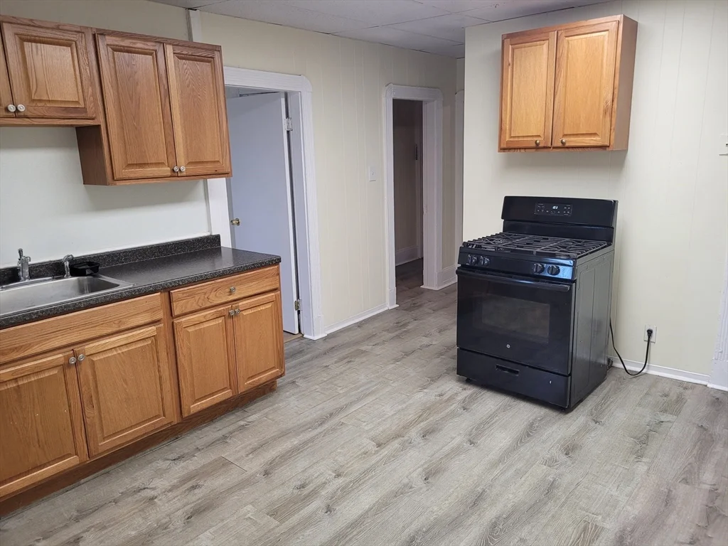 2 bed, 1 bath apartment for rent at 72 Sumner St Unit 2, Revere — photo 5 of 15