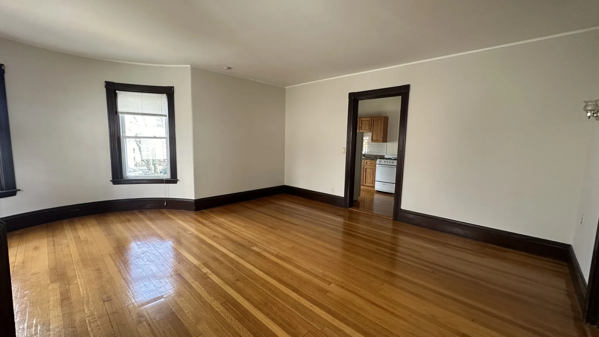 1 bed, 1 bath apartment for rent at 72 Thurston St Unit 2A, Winter Hill — photo 13 of 24
